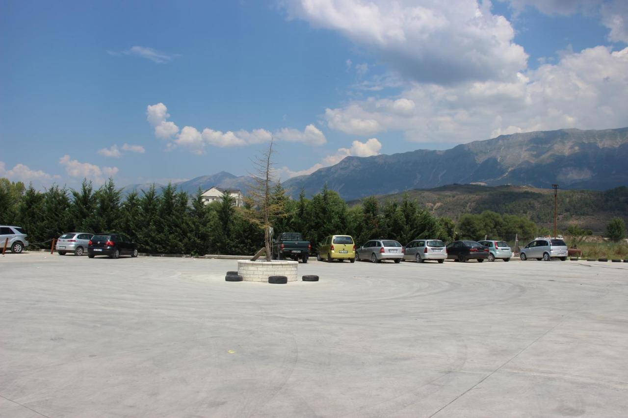 Dai Apartments Gjirokastër Exterior foto